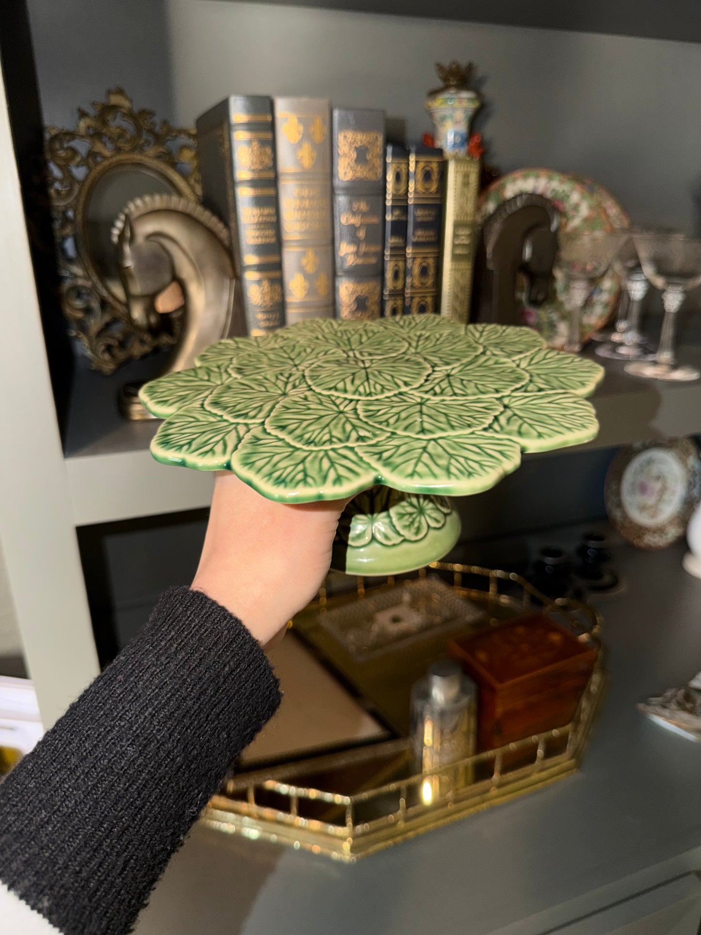 Bordallo 7” plate stand